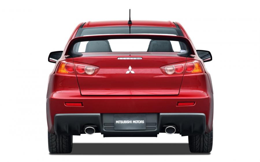  Mitsubishi Lancer Evolution X 2007 года  (фото 16 из 149)